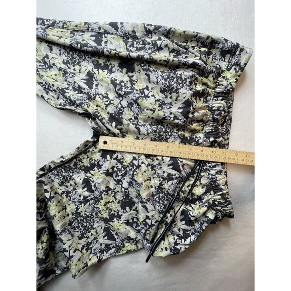Lululemon Jet Crop Luxtreme Crosscourt Petal Black Clarity Yellow Size 8 Pants - Picture 7 of 7